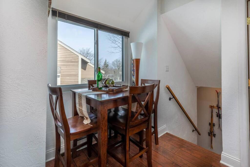 Hidden Valley - 1 Bedroom W/ Loft -2 Min. Walk To Pool/ten Somerset